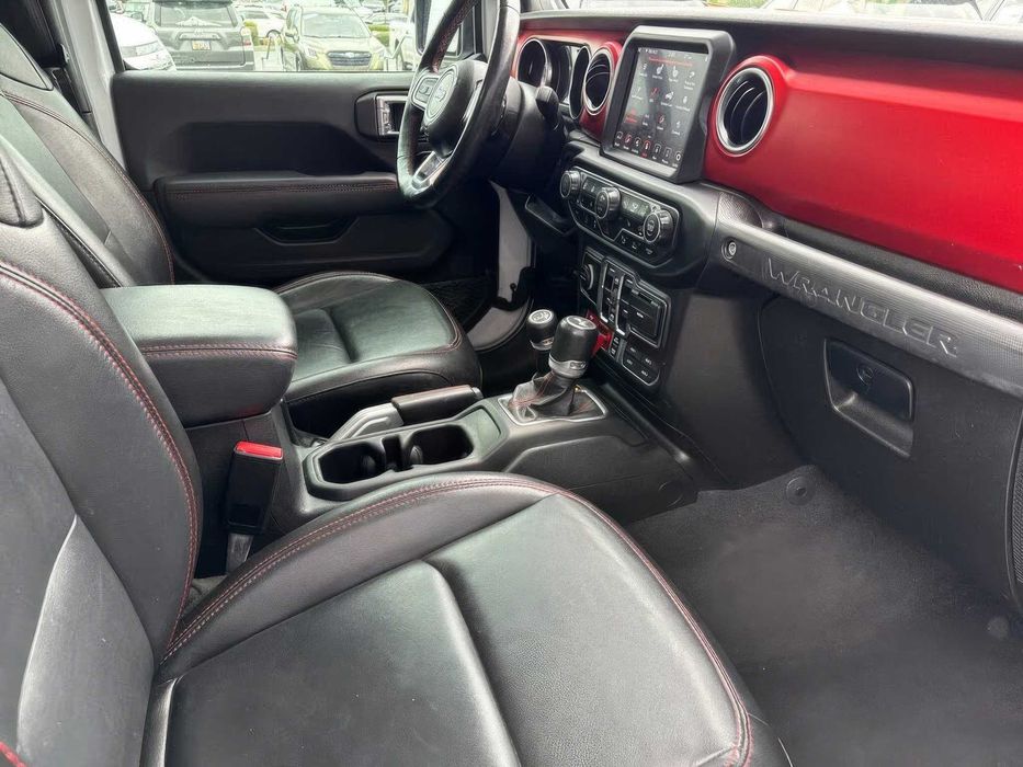 Jeep Wrangler Unlimited      2021