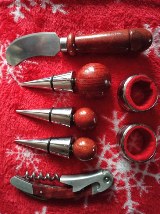 zestaw do wina 7 elementów