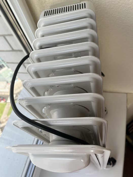 Масляний обігрівач Radel,Iталія