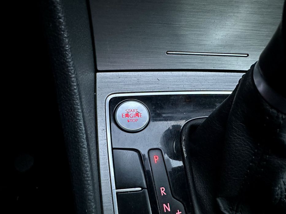 Volkswagen Passat 2015р 10200$