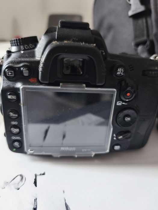 Nikon D7000  Como nova