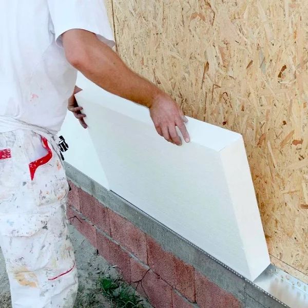 Фасадні роботи. Утеплення будинку Київ область. Фасад під ключ.