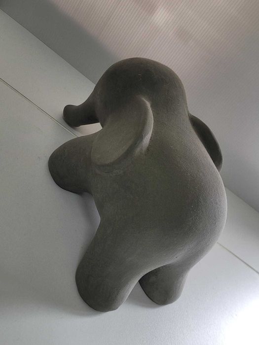 Elefante barro pintado