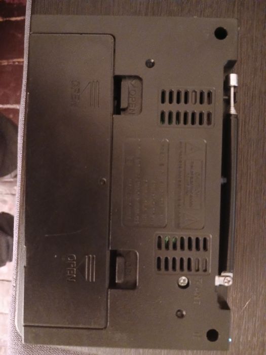 X-BASS до комплекта входить радіо,флешка TF,USB DIRECT