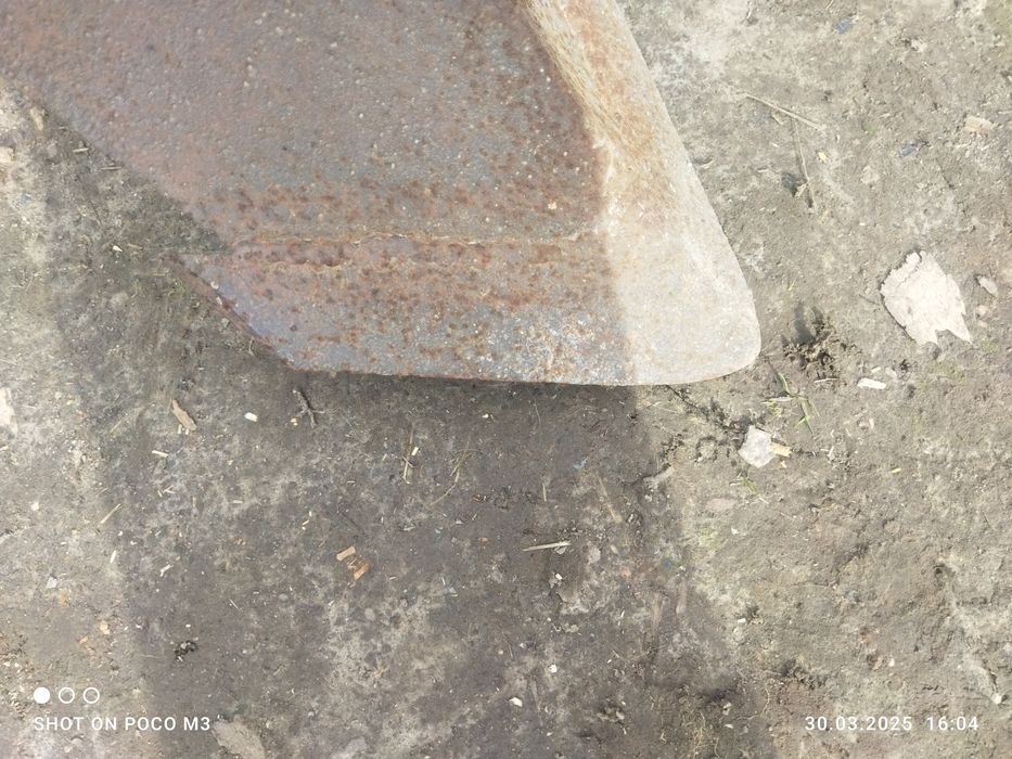 Продам плуг распашник