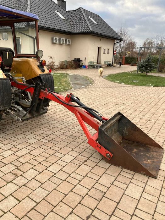 ładowacz na tył ciągnika TUZ, łyżka otwierana hydraulicznie