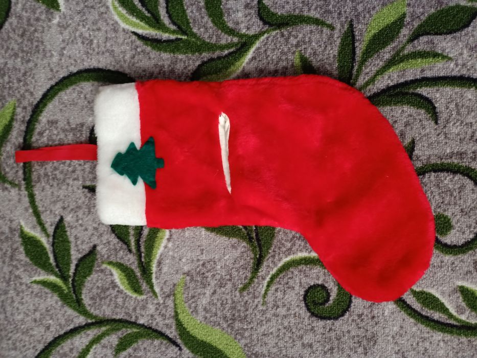 Продам аксессуары для праздника карнавала парики шиньоны шапки обруч