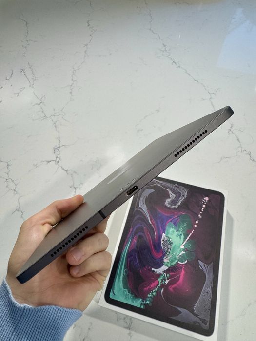 Apple iPad Pro 11 Wi-Fi + Cellular 64GB Space Gray