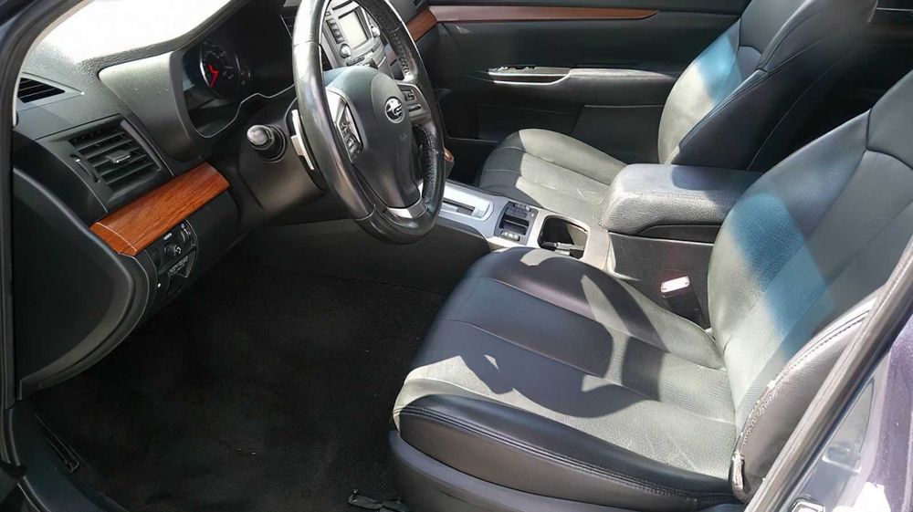 Subaru Outback Limited      2013