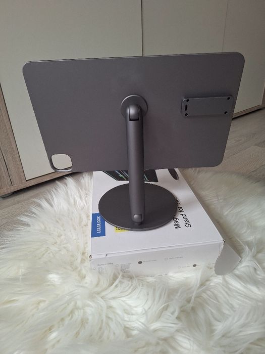 Uchwyt magnetyczny do IPADA PRO 13 M4