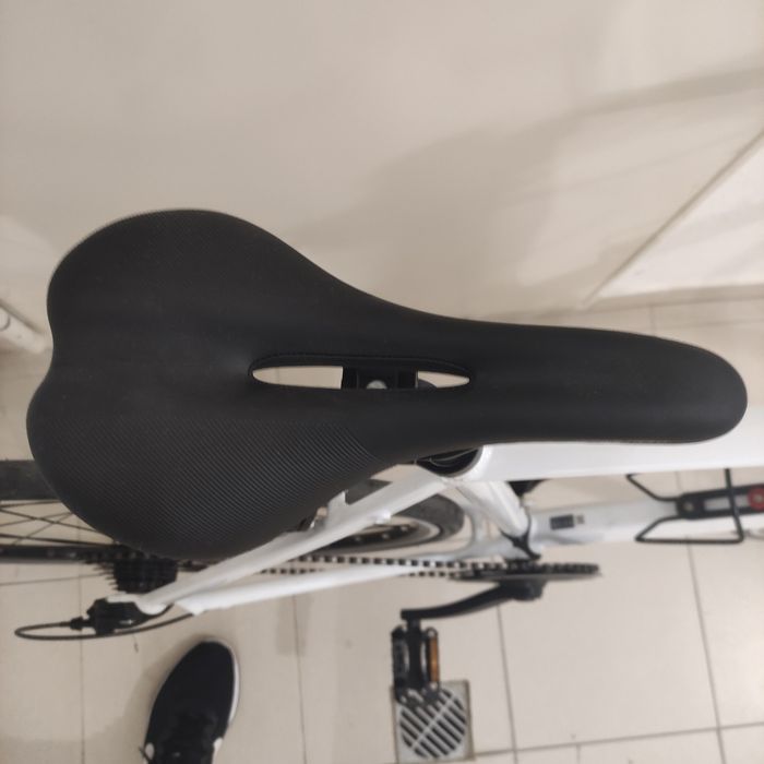 Bicicleta de estrada Triban como Nova