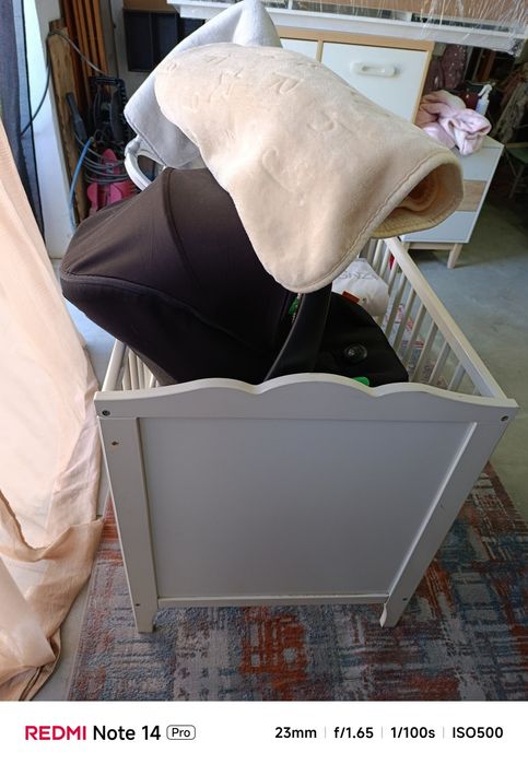 Cama, cadeira, bébicoq bebé