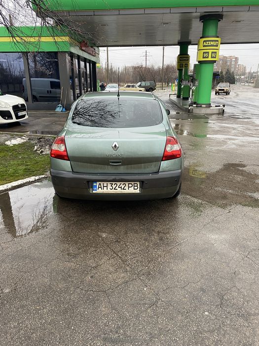 Р е н о      Мегае2