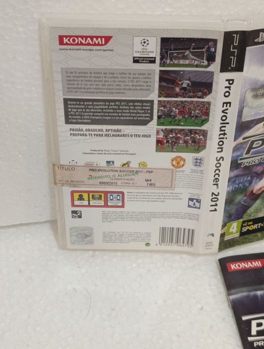 Conjunto de 2 Pro Evolution Soccer ( 5 + 2011 ) Sony PSP CIB