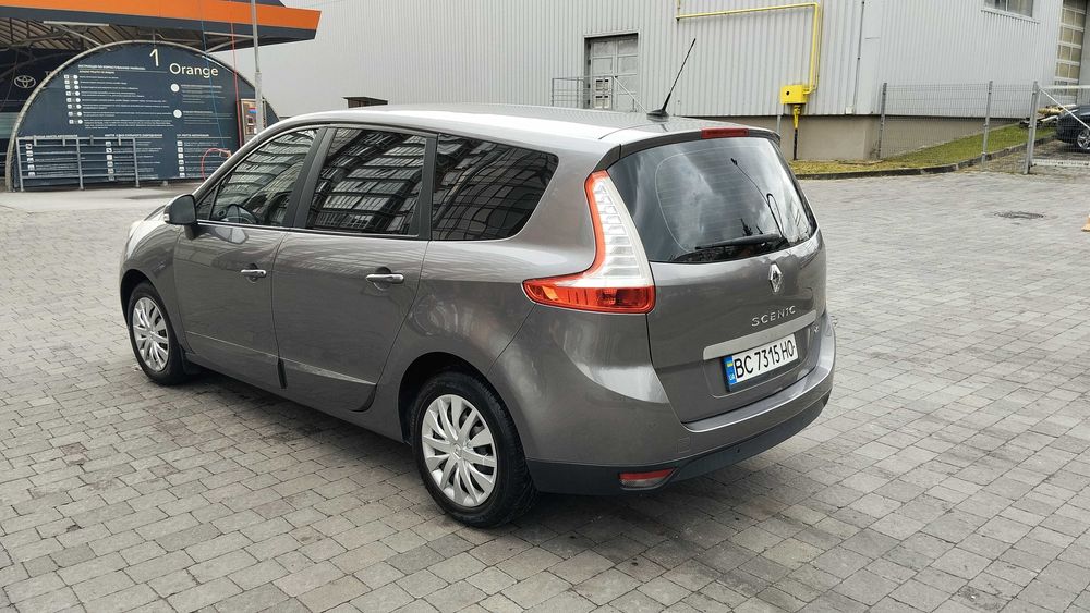 Renault Grand Scenic Business 1.5 dCi 2013