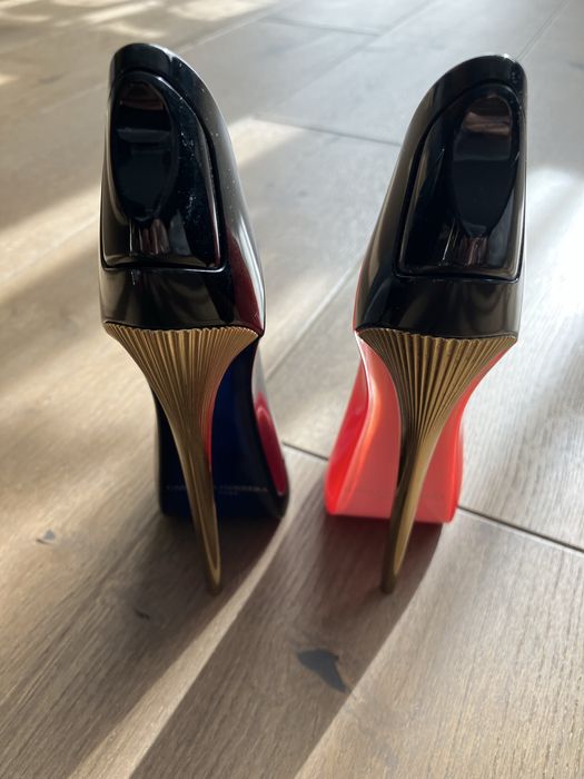 Puste flakony po oryginalnych perfumach Carolina Herrera