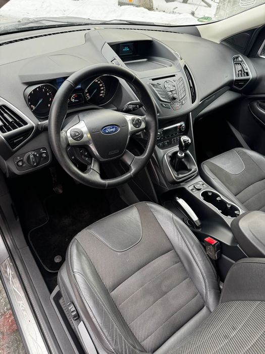 Ford Kuga 1.6 benzyna