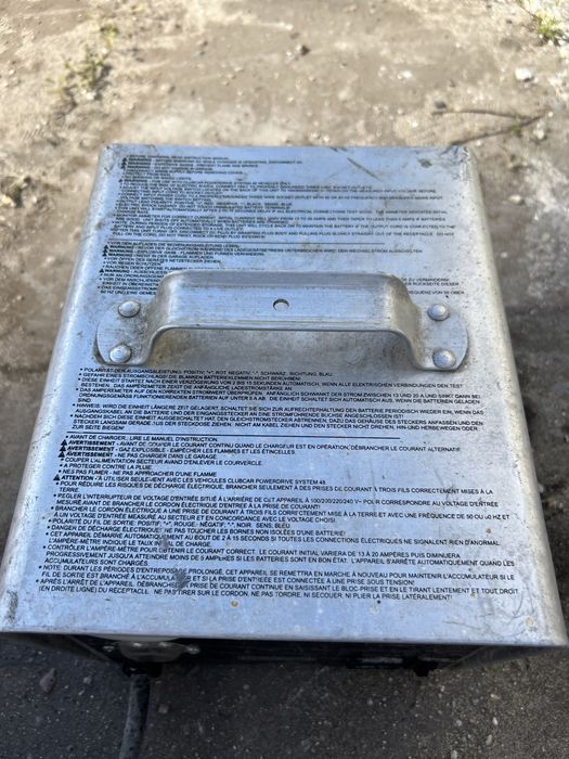 Club car PowerDrive prostownik Melex   battery charger