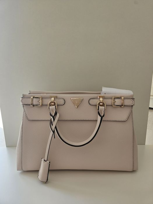 Torebka Guess z odpinanym paskiem