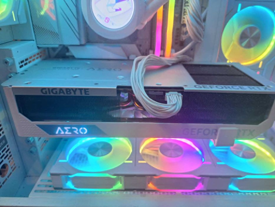 Gigabyte GeForce RTX 4090 Aero OC 24GB GDDR6X