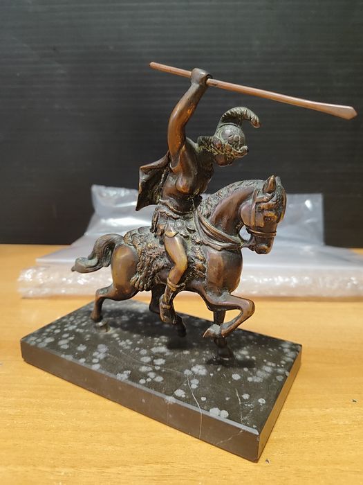 Escultura de bronze século xx