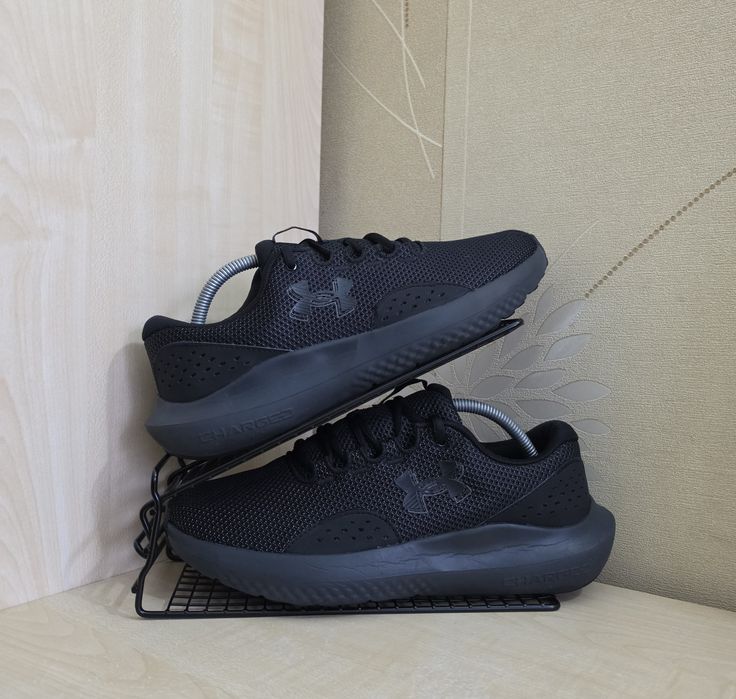 Кросівки чоловічі Under Armour Charged Surge 4 оригінал розмір 44