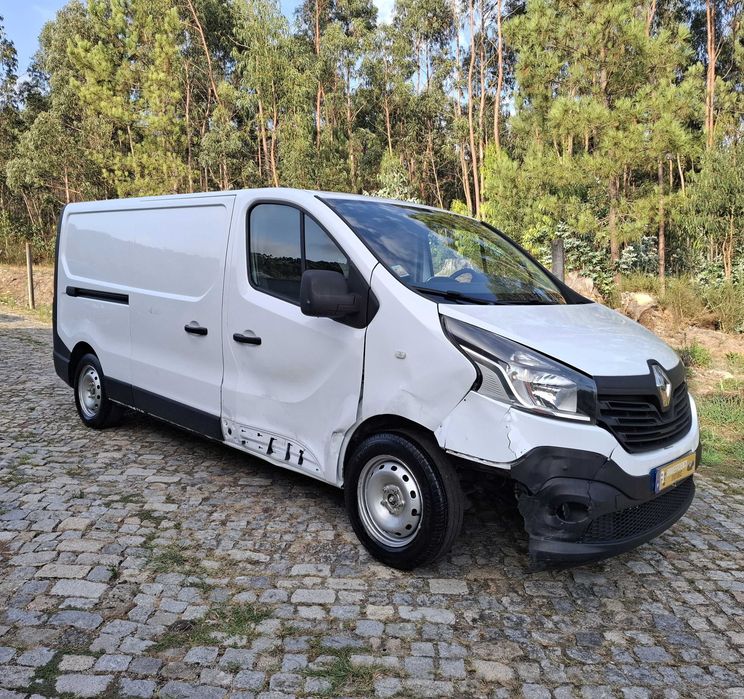RENAULT TRAFIC 1.6 DCI 120CV LONGA MAXI NACIONAL DE 2019 (COM IVA DEDUTIVEL)