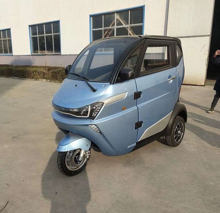 Scooter elétrica 3 rodas não precisa de carta de condução