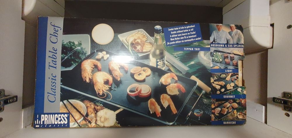 Grill stołowy elektryczny