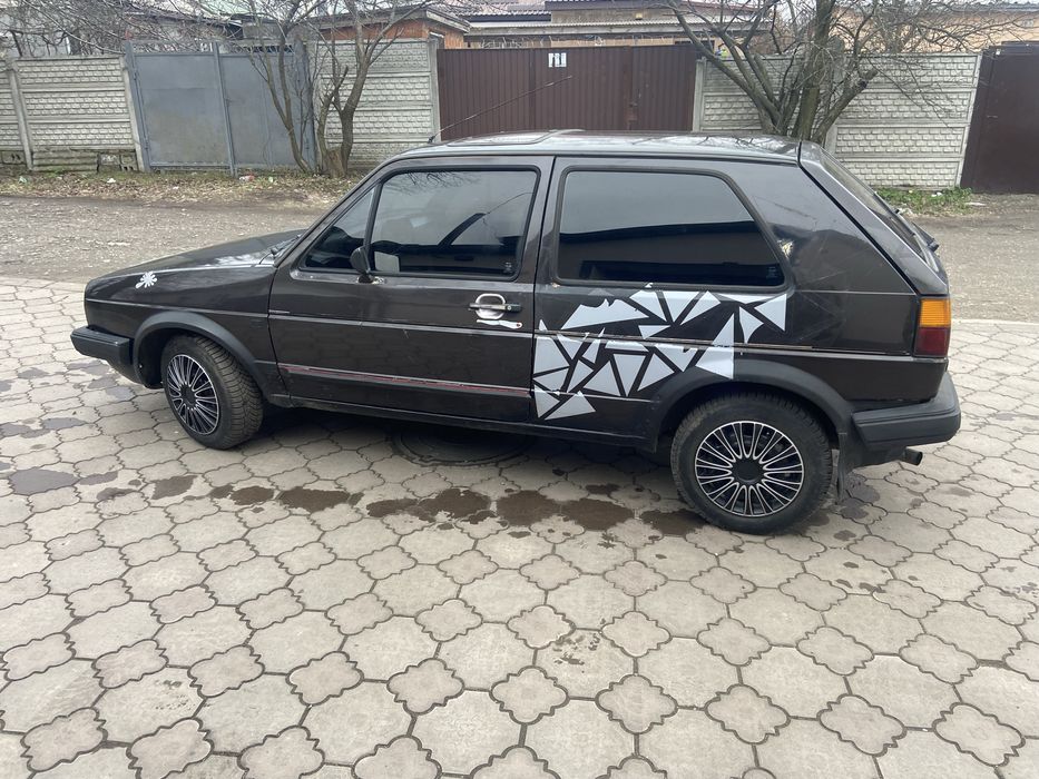 Volkswagen Golf 2. 1.6 Бензин.