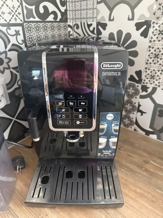 Ekspres do kawy Delonghi  Dinamica
