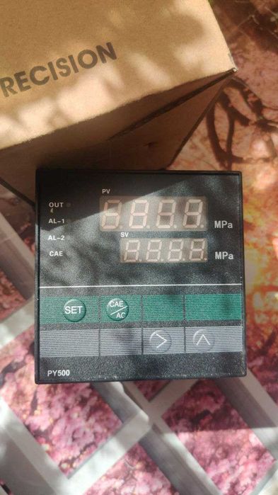 Цифровий індикатор тиску PY500