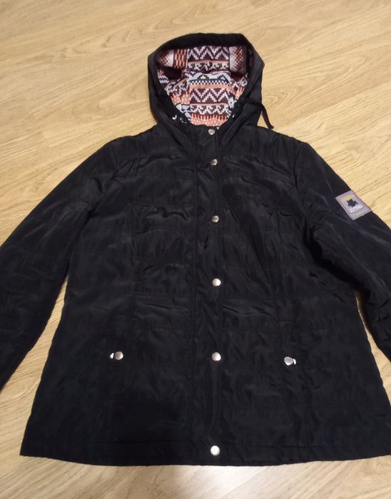Kurtka damska czarna jesień r.42-44