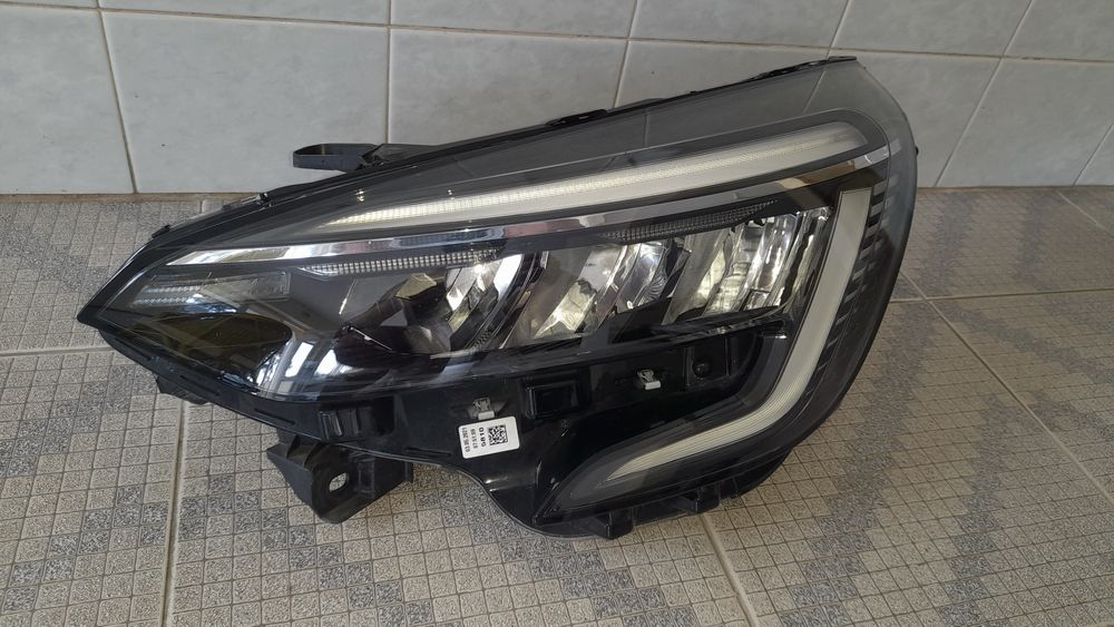 Otica Renault clio 5 V Lado Esquerdo