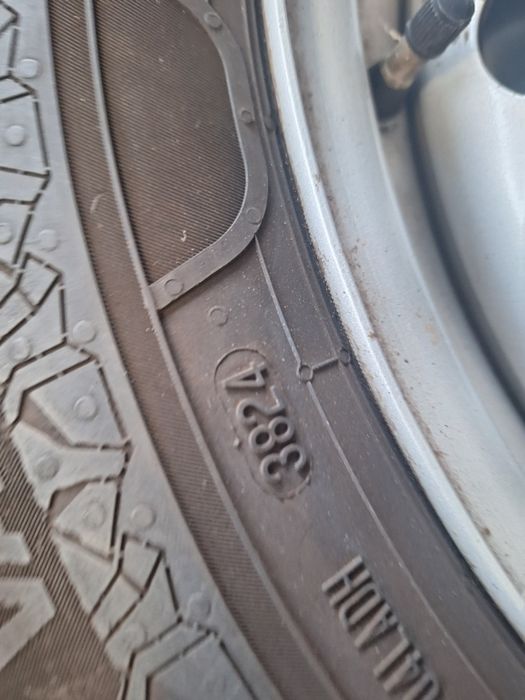 Koła zimowe VW Transporter T6 T5 215 65 r16c 9.5mm