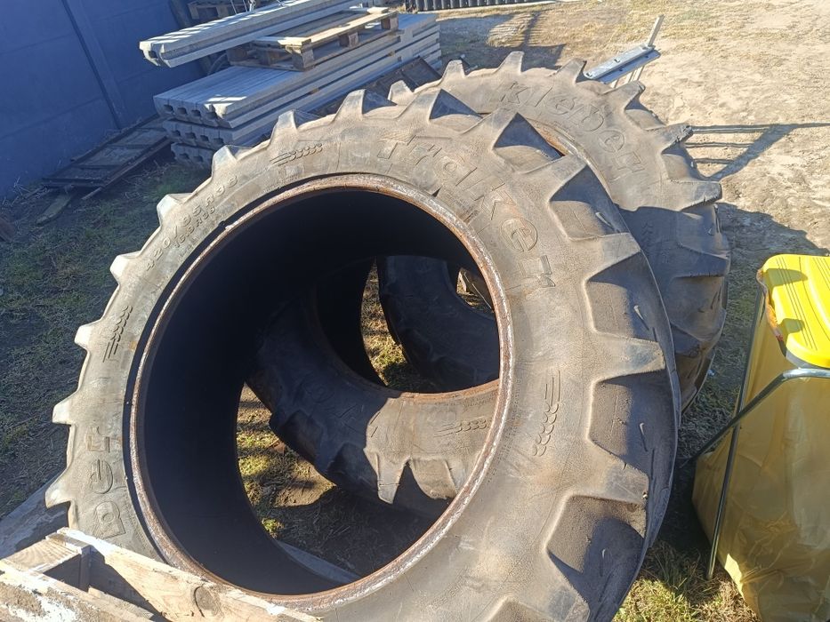 Opony 420/85r38 i 380/85r28 komplet