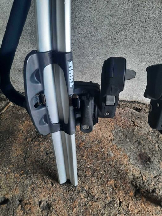 Suporte bicicleta Thule 591 e barras modelo Cruz Alto Fix.