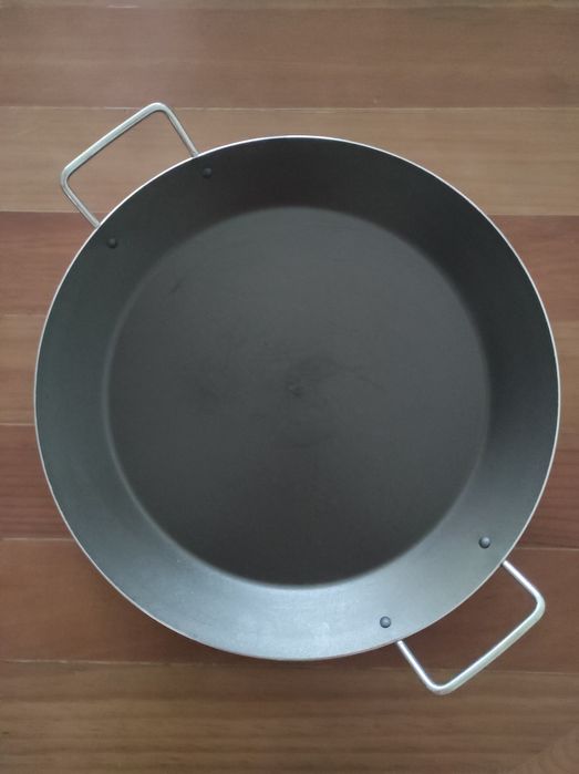 Paellera valenciana