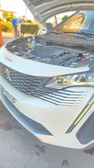 Peugeot 3008 Allure Hybrid Plug In, como novo