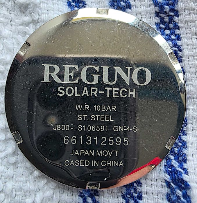 citizen watch and reguno model with solar technoogy , movement and better are new case is great shape, does NOT work
