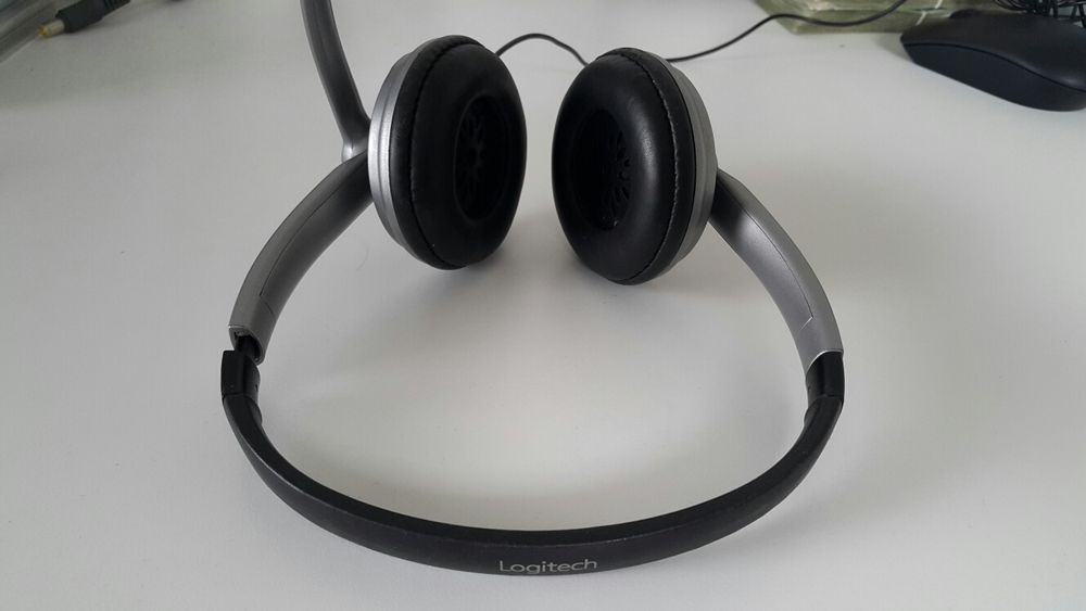 Słuchawki logitech z mikrofonem