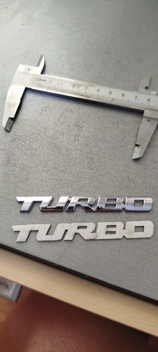 Эмблема.Наклейка на багажник автомобиля TURBO.