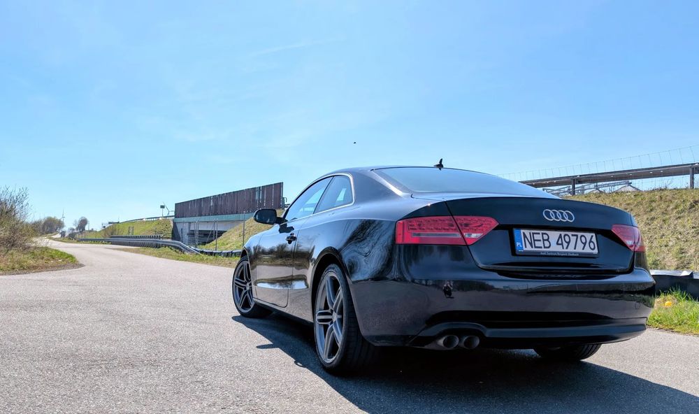 Audi A5 Coupé Sprzedam Audi A5 coupe, bezwypadkowy, pierwszy właściciel w kraju