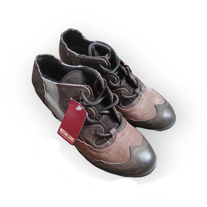 Nowe Damskie Skórzane Buty Mustang Botki Na Grubym Słupku Size 37