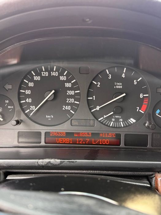Продам бмв є39 2002 року