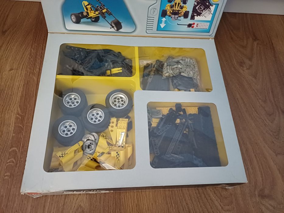 Lego Technic 8445 Indy Storm - rok 1999