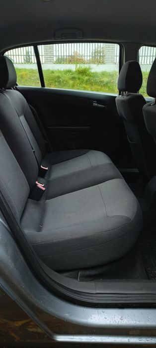 Opel Astra H 1.7 isuzu