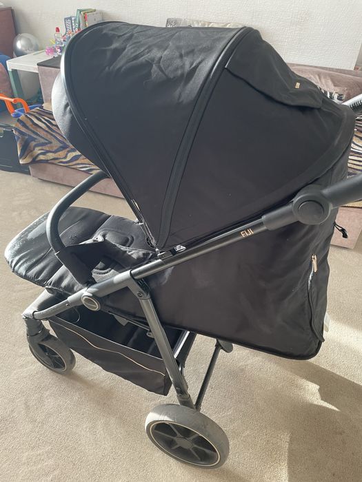 Прогулянкова коляска бренду El Camino