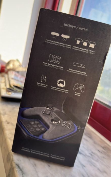 Comando PS4 Nacon Revolution Unlimited Pro