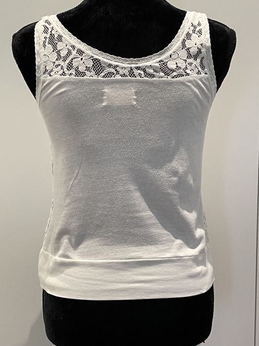 Top koronkowy na ramiączka Hollister